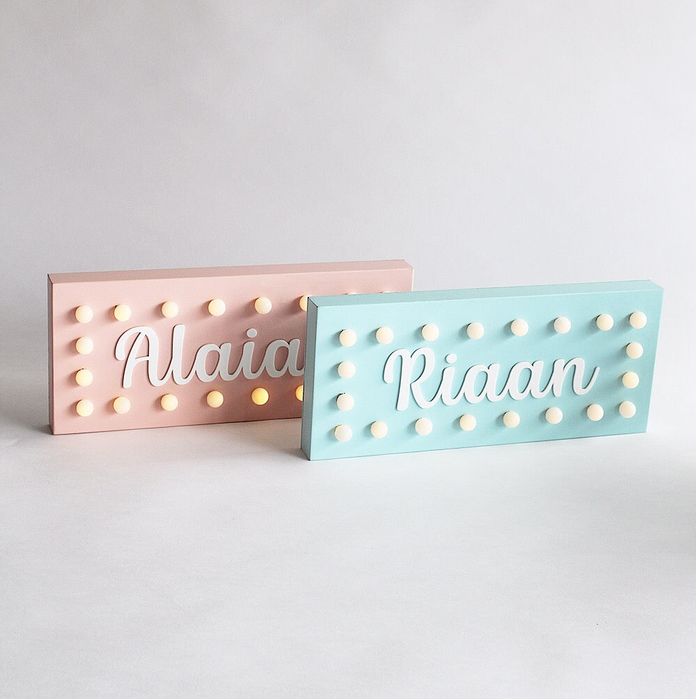 Hollywood Name Sign Light